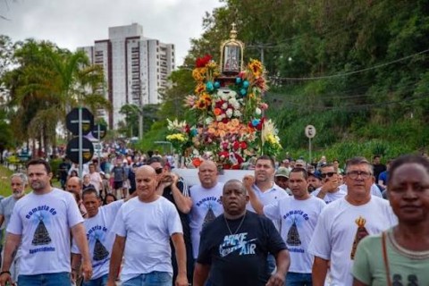 FÉ E TRADIÇÃO:  Romaria de Aparecidinha reúne milhares de fiéis e altera trânsito em Sorocaba neste domingo
